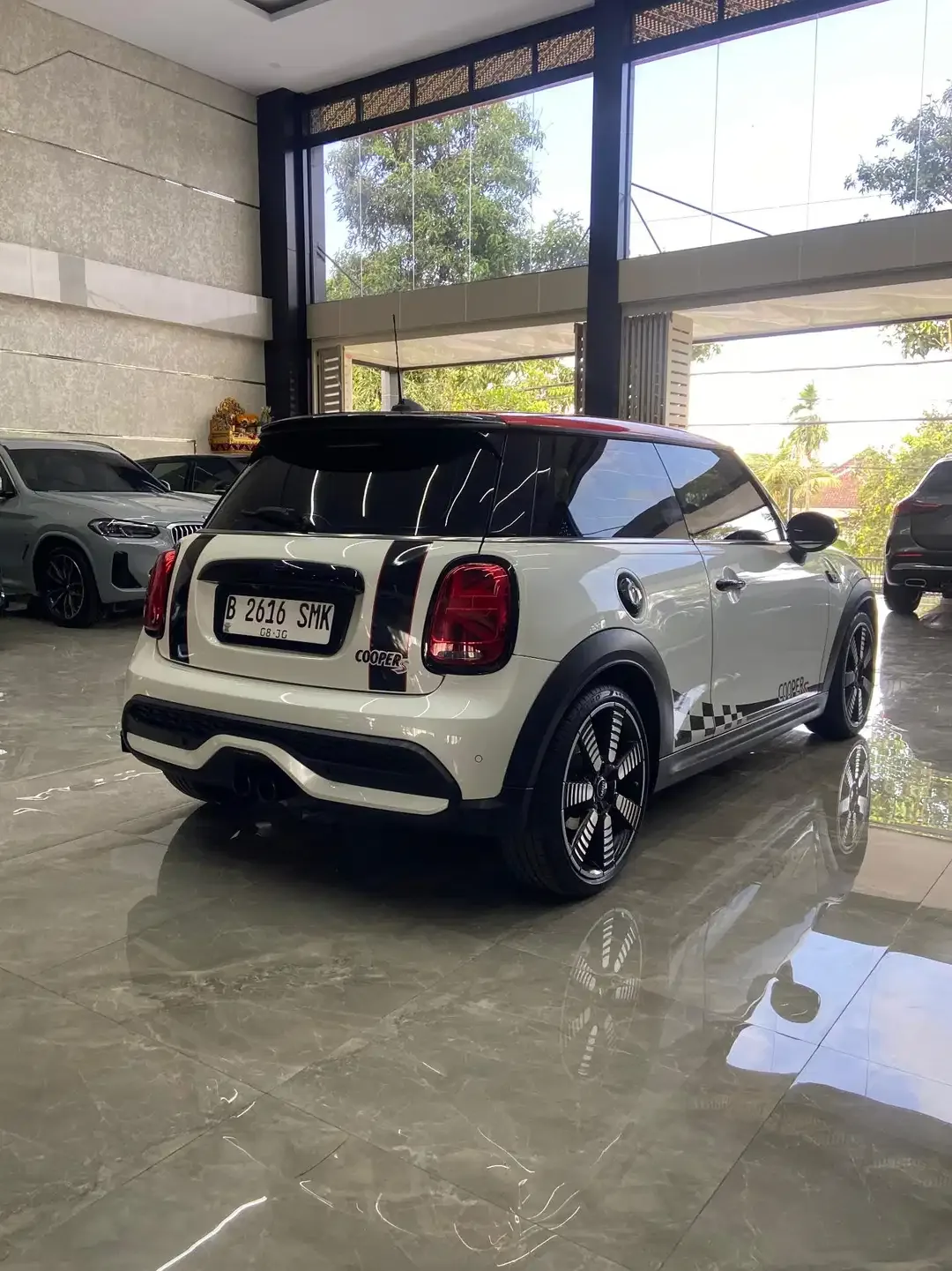 Mini Cooper S Turbo 2023 - Image 3 of 9