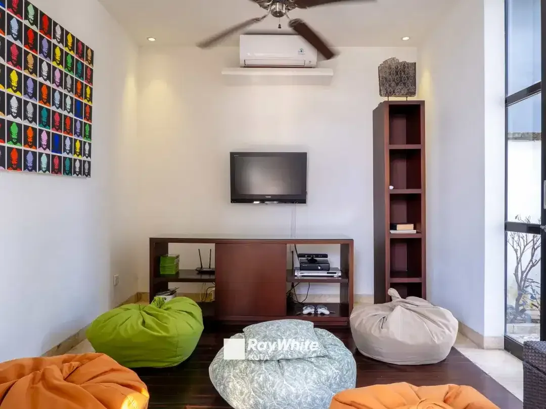Ocean View Luxury Villa in Jimbaran - Image 2 of 10