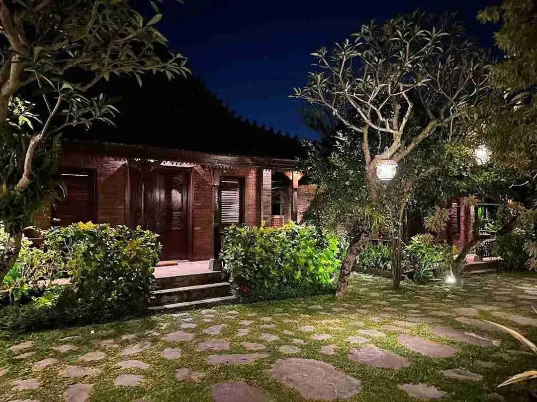 UBUD VILLA  JOGLO BUNDA KRS FOR SALE - Image 1 of 10