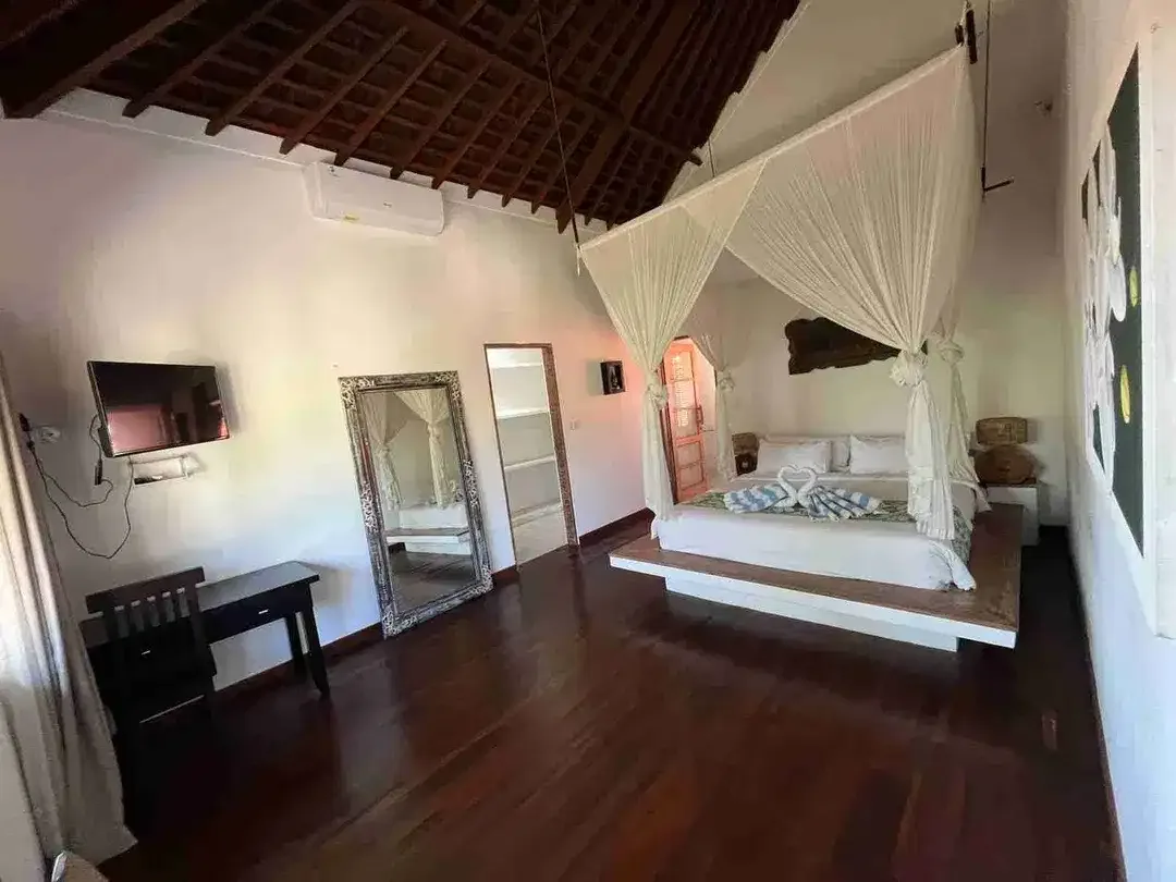 Dijual Luxury Villa 4 KT di Batu Belig, Dekat Pantai & Seminyak - Image 5 of 10