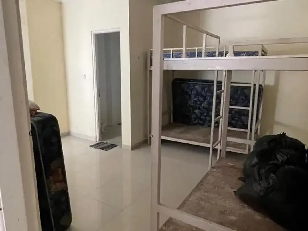 RUMAH DIKOMPLEK EXCLUSIVE 2 LANTAI DIJUAL – DAUH PURI, DENPASAR BARAT. - Image 9 of 10