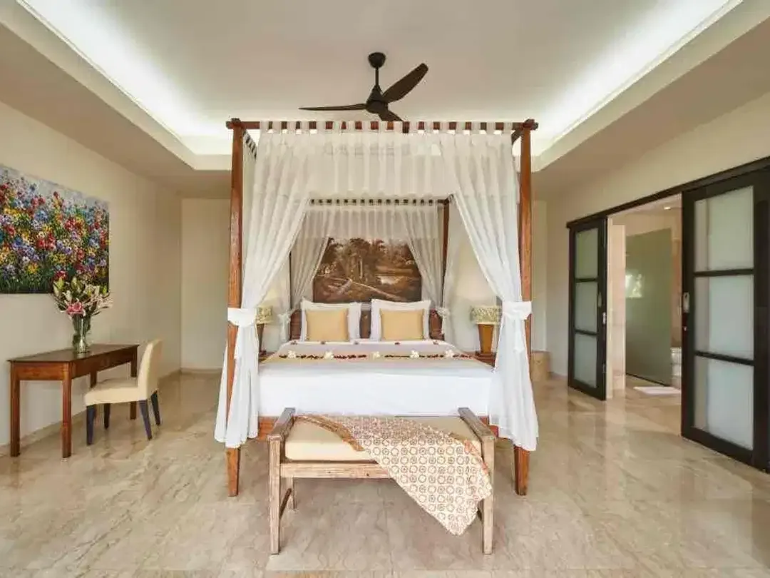 Luxurious villa for sale in temple hill Samasta Jimbaran - Image 10 of 10