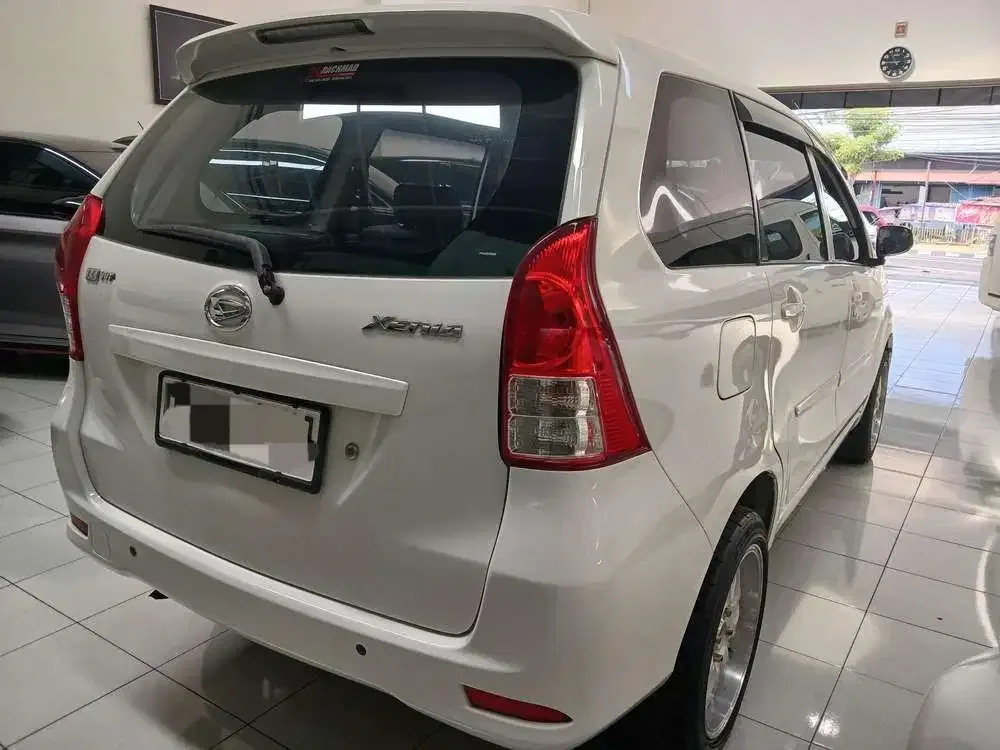 Daihatsu Xenia M 2014 Putih 1.0cc M/T - Image 3 of 8