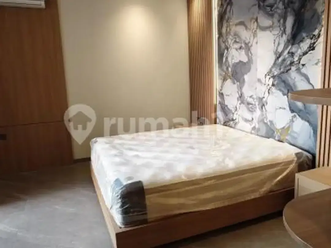 Full Furnished, Villa Baru, SHM Dekat Stp - Image 5 of 8
