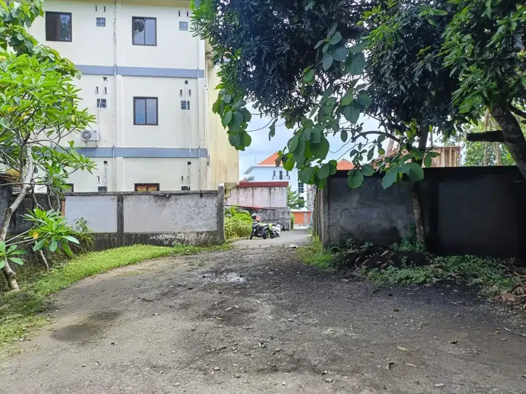 Dijual MURAH! Tanah 630m2 SHM Cocok Untuk Rumah Kos di Nusa Dua - Image 7 of 10
