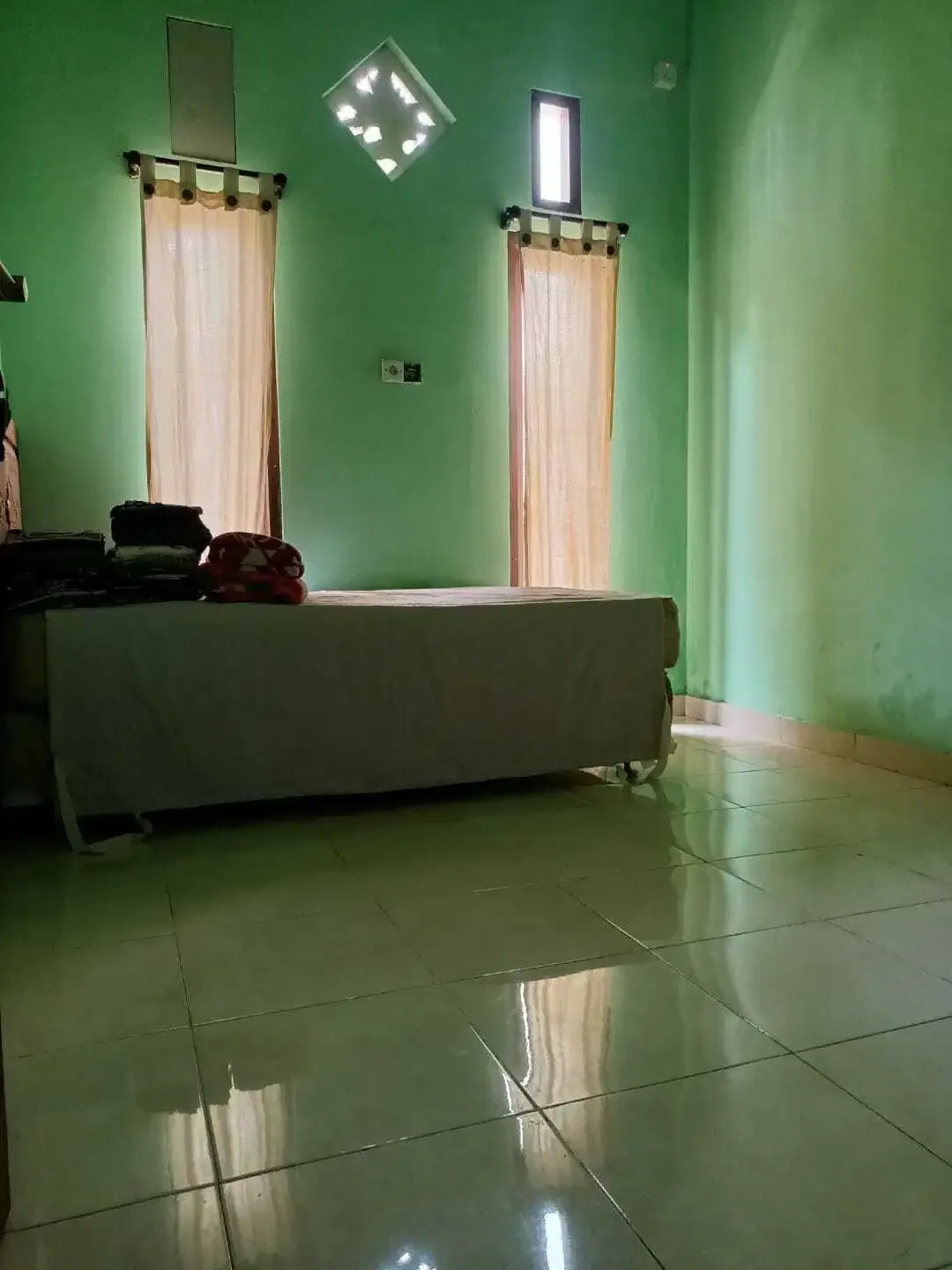 Dijual Rumah 2 Lantai Lokasi Strategis Jimbaran - Image 4 of 6