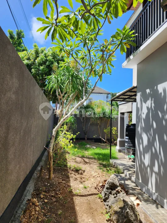 Rumah Nyaman Siap Huni Lokasi Strategis di Beranda Mumbul Residence, Badung - Image 3 of 4