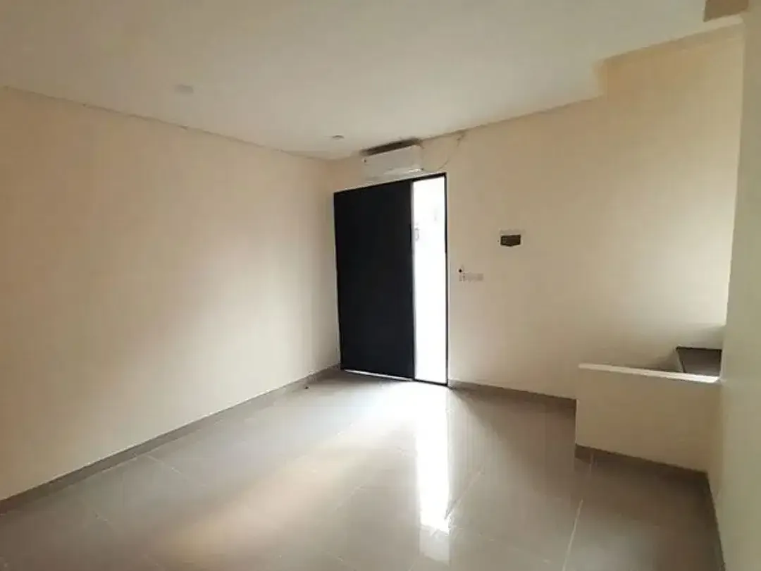 AMS-022.AND  Dijual 1 unit Modern Minimalis Townhouse Brand New Eksklusif di Padangsambian - Denpasar Barat - Image 9 of 10
