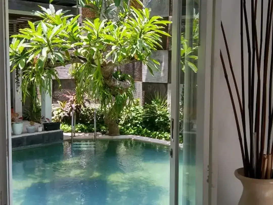 FULL FURNISHED VILLA 312M2 JL. TAMAN BALI NUSADUA BALI - Image 2 of 10