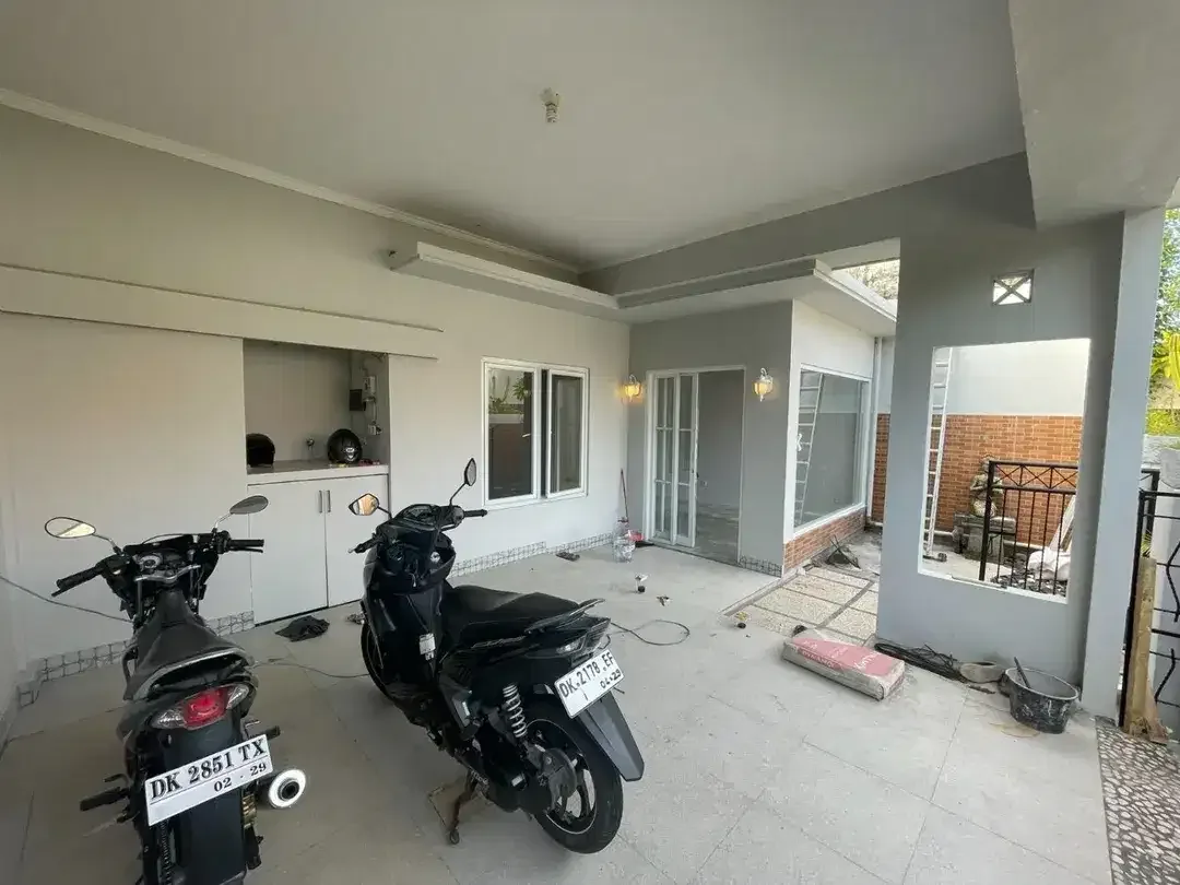 RUMAH MODERN 200 METER DARI BAKED PADONAN CANGGU - Image 10 of 10
