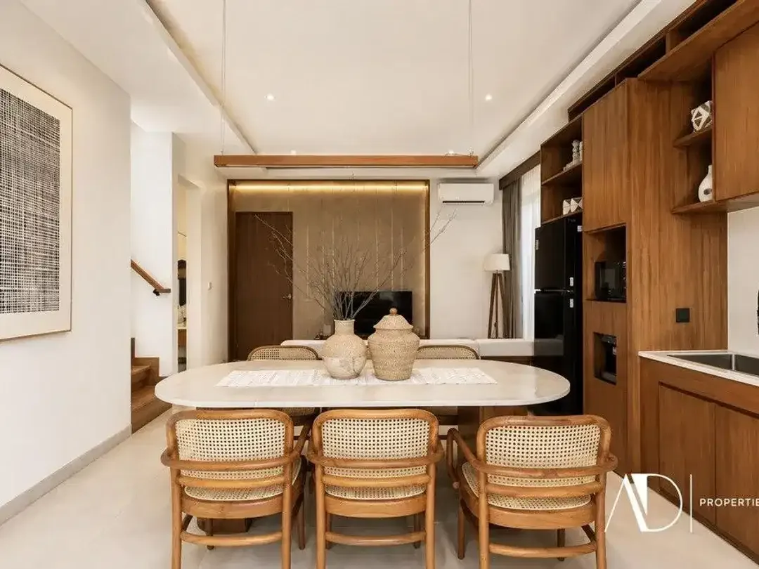 FREEHOLD | MODERN TROPICAL VILLA NEAR SANUR - Image 4 of 10