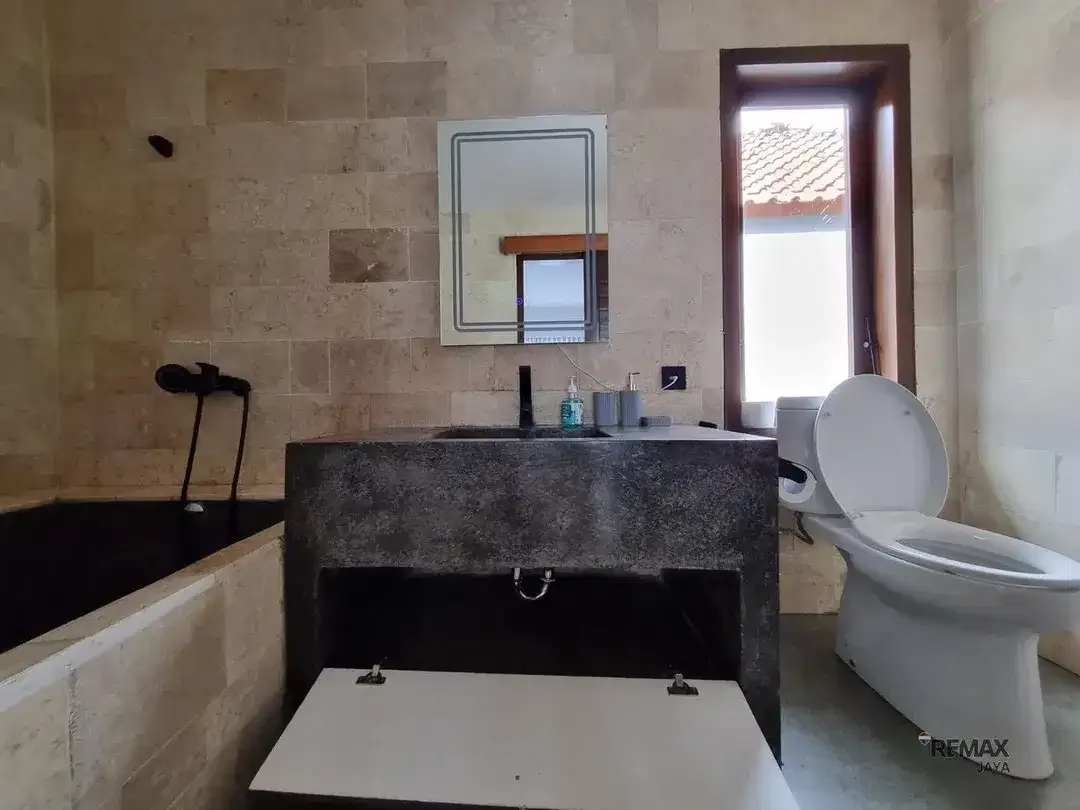 Extra Spacious Villa for Rent at Petitenget Kuta - Image 4 of 9