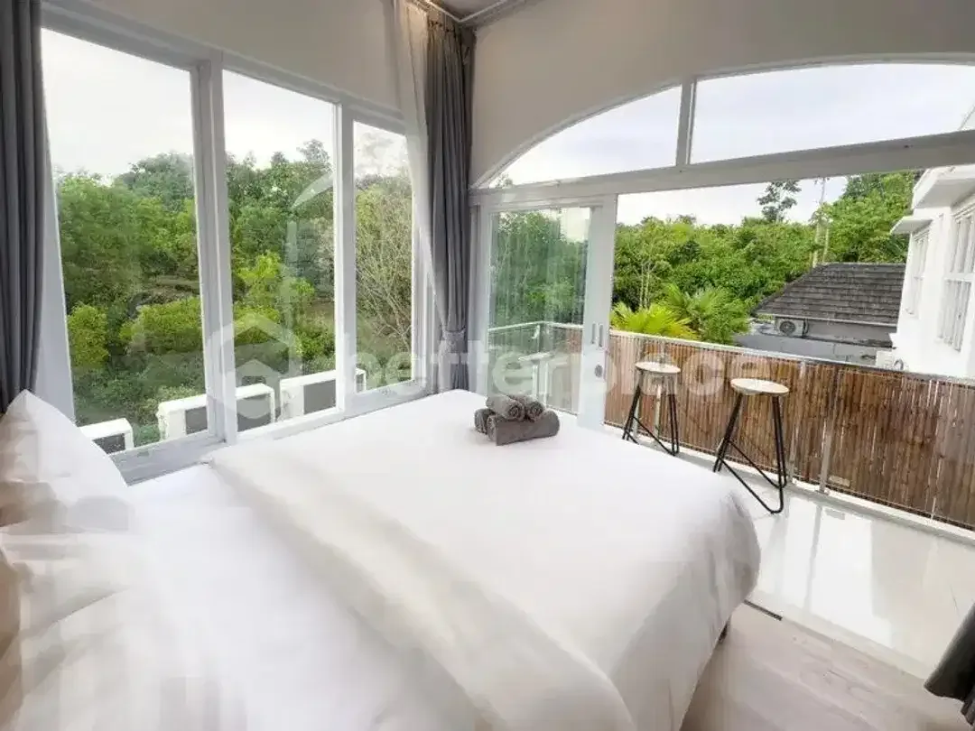 Moderna and Fully Furnished Freehold Villa in Pecatu - Image 10 of 10