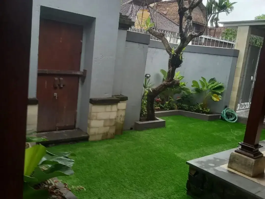 FOR SALE RUMAH SIAP HUNI RENOVATED 3BR LOKASI DEKAT BEACH MERTASARI SANUR - Image 5 of 10