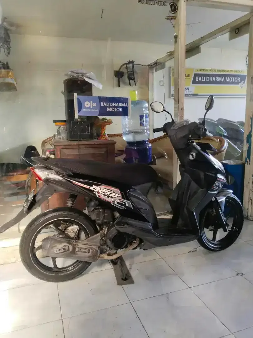 Honda. Beat cw thn 2008. Cash. Bali dharma..motor - Image 1 of 5