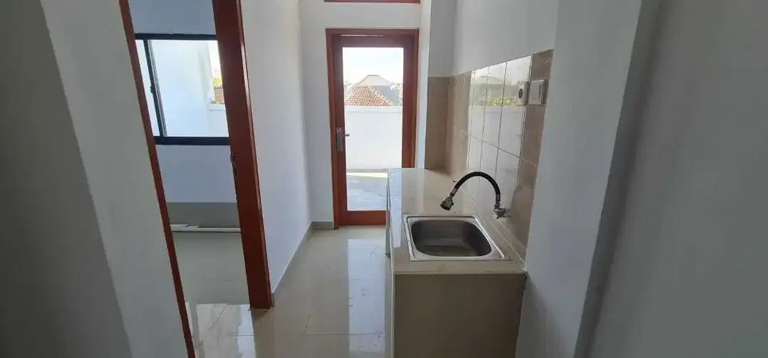 Rumah Baru Siap Huni di Perum Kampial Nusa Dua - Image 3 of 6
