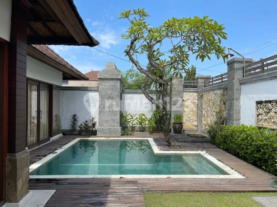 Villa Bagus Furnished SHM di Muding Kerobokan - Image 3 of 4