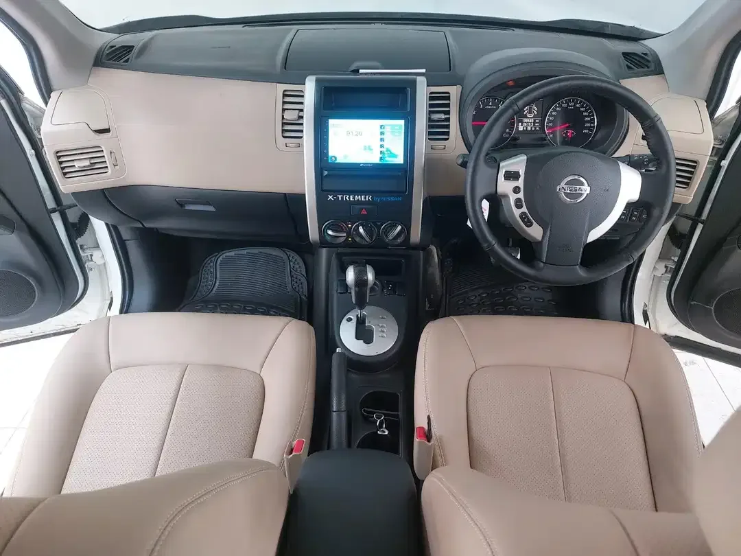 Nissan XTrail 2.5 Urban 2012 - Image 9 of 10