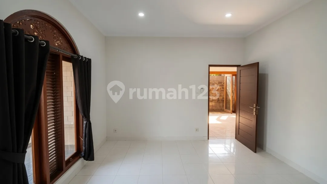Rumah Lantai 1 Area Tukad Balian Nonfurnished - Image 3 of 4