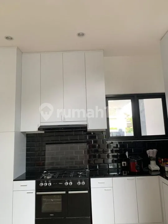 Dijual Rumah Tingkat Lt 340m2 Di Perumahan Greenlot Munggu Bali Bisa Kpr - Image 3 of 4