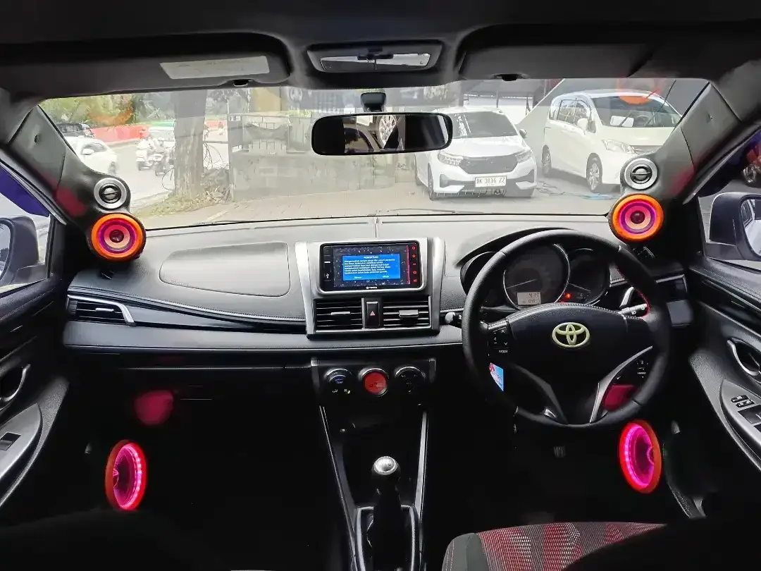 YARIS TRD HYKER MANUAL GANTENG ASLI BALI TANGAN PERTAMA - Image 8 of 9