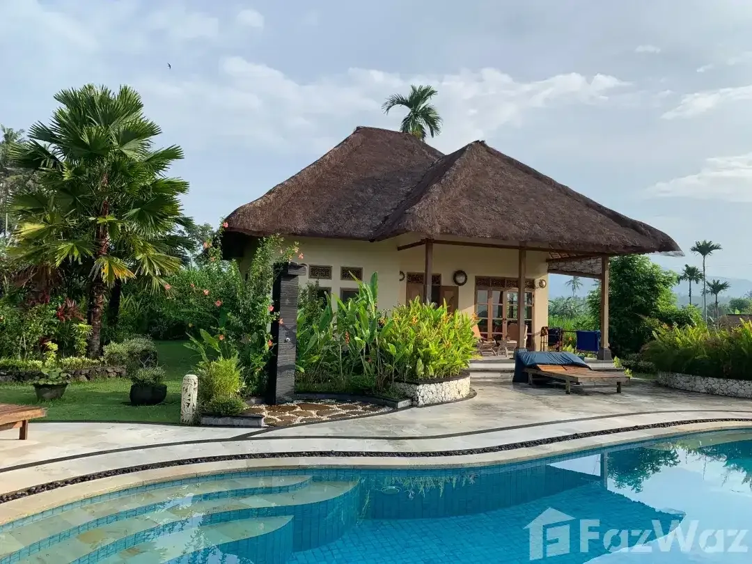 4 Bedroom Villa for sale in Karangasem, Bali - Image 2 of 5
