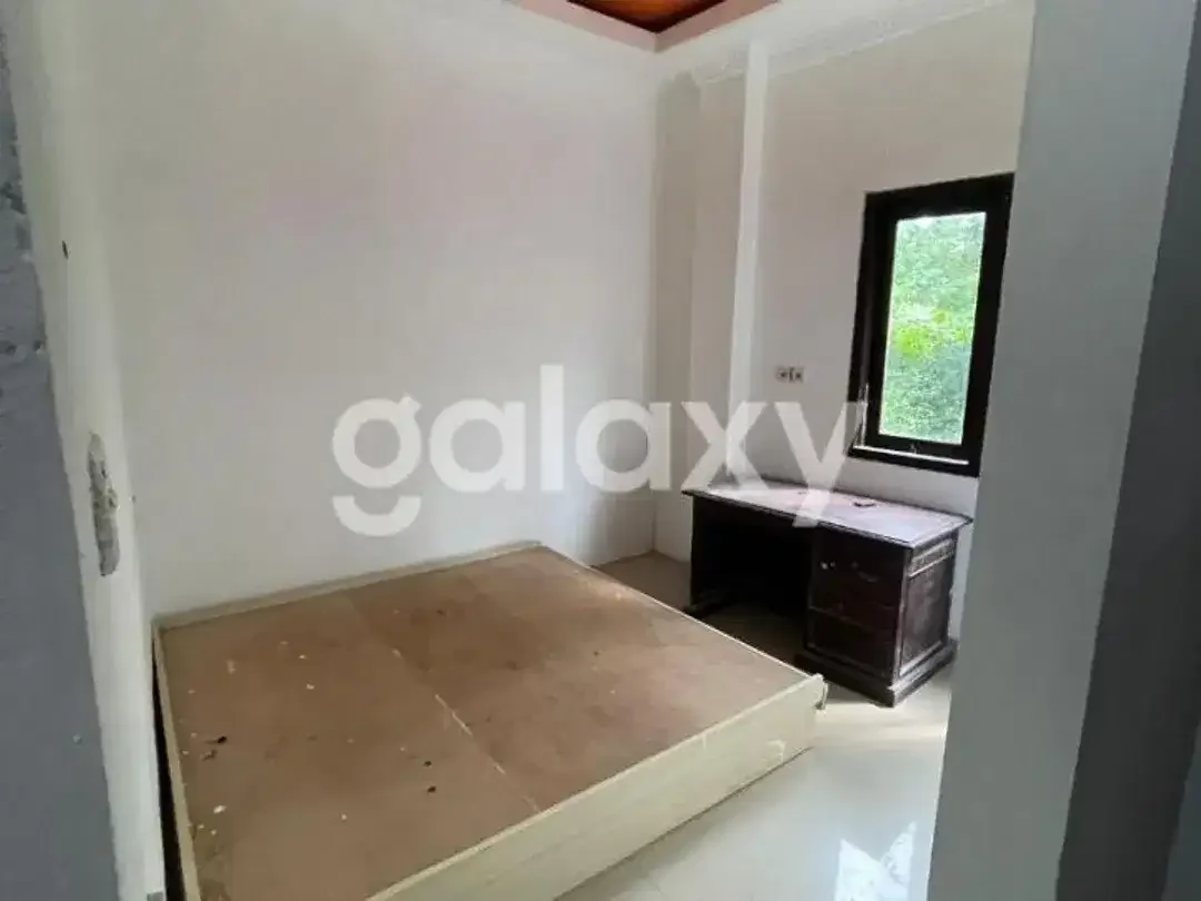 RUMAH DI DEKAT MCD DAN PANTAI DI ANGGREK JIMBARAN BADUNG, BALI - Image 10 of 10