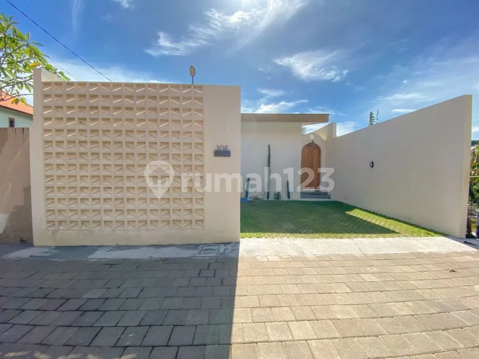 Di Jual Villa Luxury Lokasi di Kutat Lestari Sanur Bali - Image 1 of 4