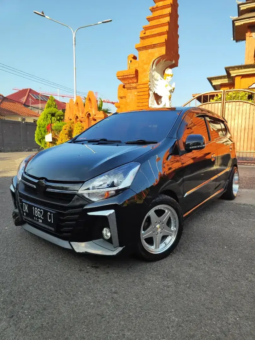 Daihatsu ayla 1.0 X 2016 manual - Image 2 of 10