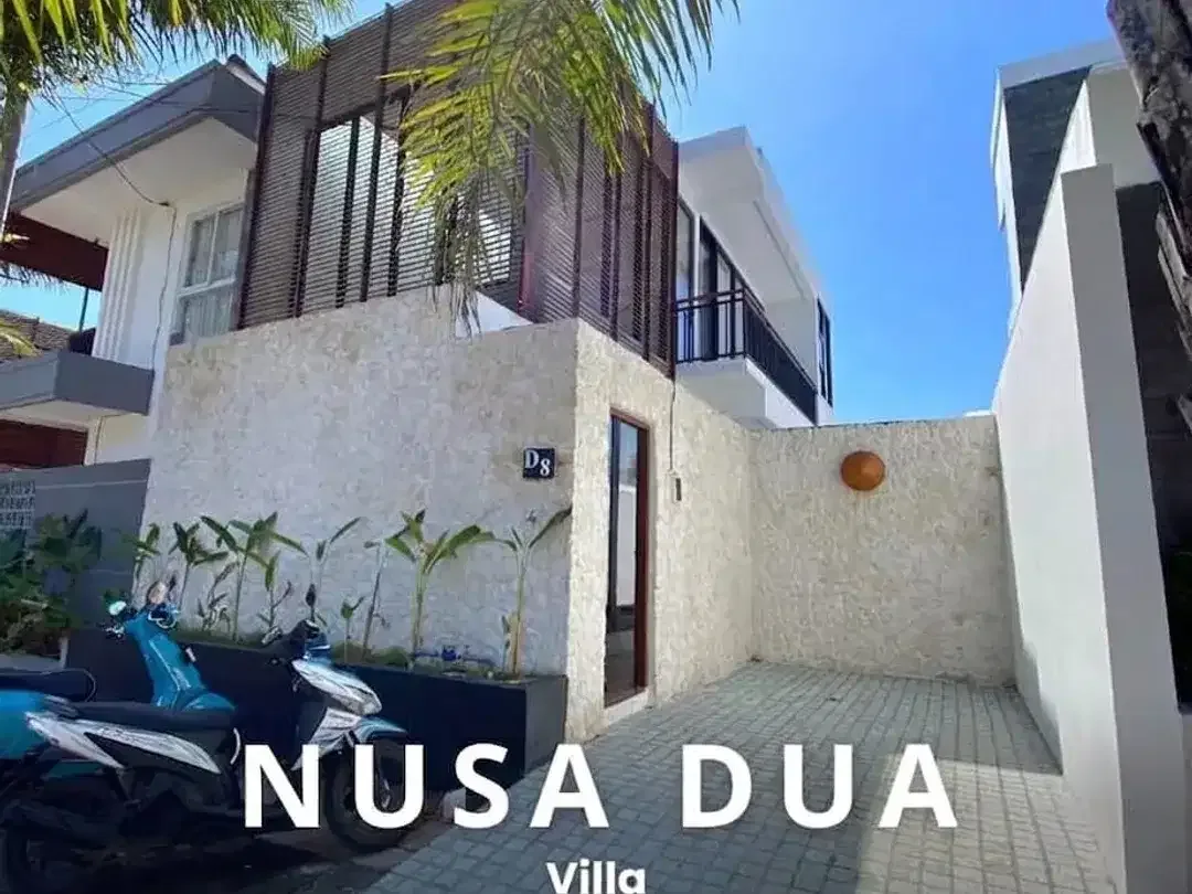 Villa Tropis Minimalis Nusa Dua Dalam Kawasan Villa Area Bali - Image 1 of 10