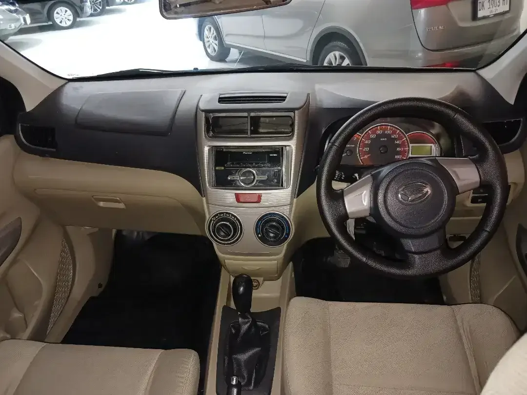 Daihatsu Xenia R  2013 Putih M/T 1.3cc - Image 7 of 7