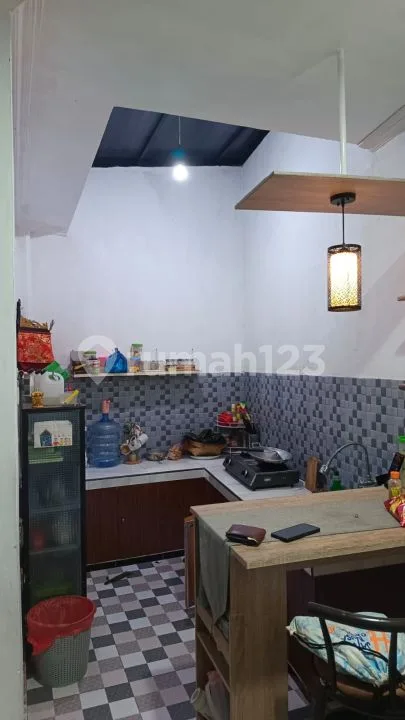 Ruko di Padangsambian 200MÂ² Unfurnished SHM - Image 1 of 4