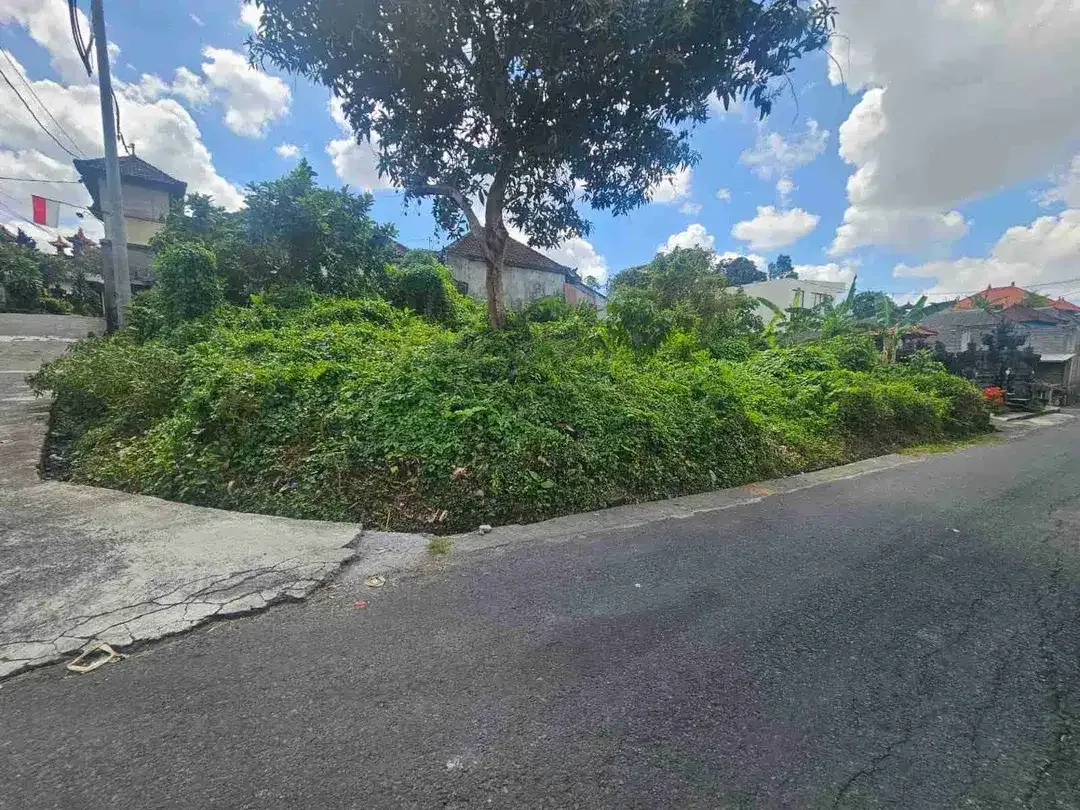 TANAH LUASAN KECIL DI KAWASAN VILLA TUMBAKBAYUH - Image 1 of 7
