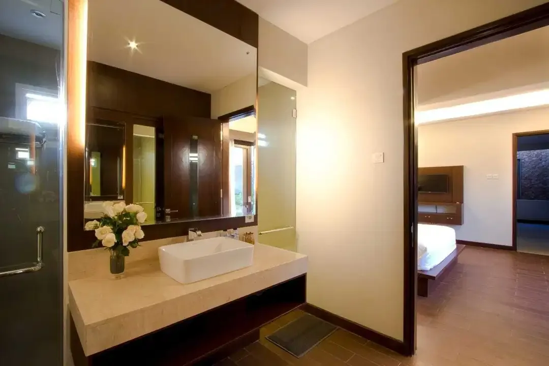 Dijual villa lantai 2 lokasi jimbaran - Image 2 of 10