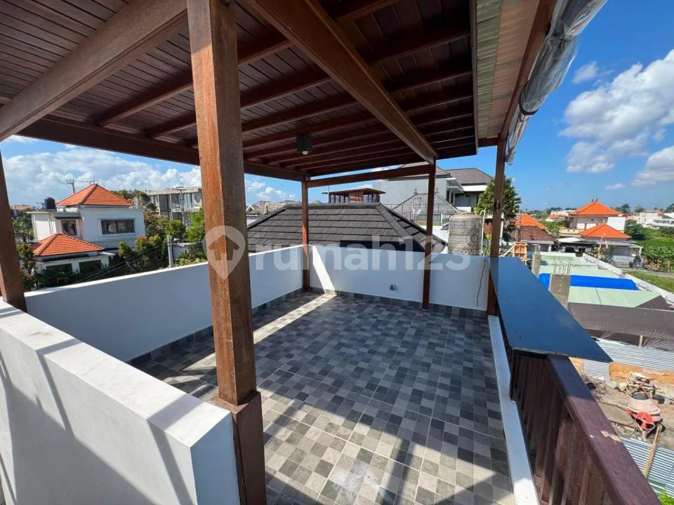 Villa With Private Pool & Scenic Views In Cemagi - Image 2 of 4