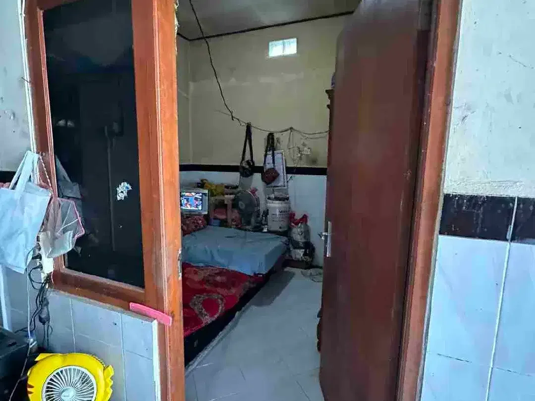 RUMAH KOST LANTAI I UNTUK DIJUAL DI MUNGGU BANTAS - Image 5 of 7