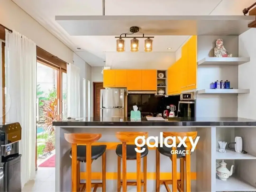 FOR SALE BEAUTIFUL VILLA NEAR BY PANDAWA BEACH IN KUTUH - Image 5 of 10