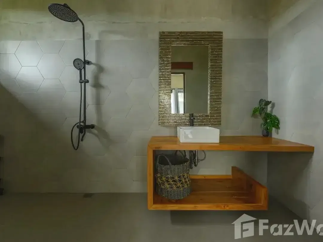 4 Bedroom Villa for sale in Ginyar, Bali - Image 5 of 10
