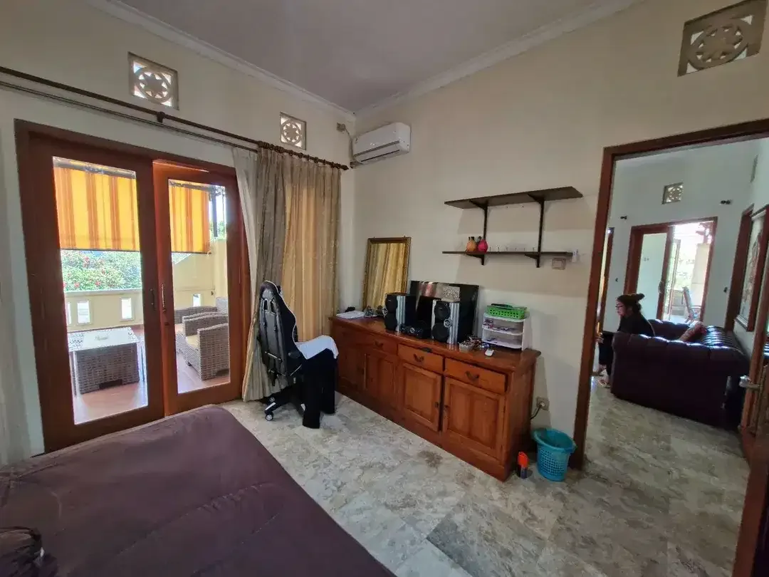 VILLA SEMINYAK JUAL CEPAT SHM FULLY FURNISHED - Image 6 of 10