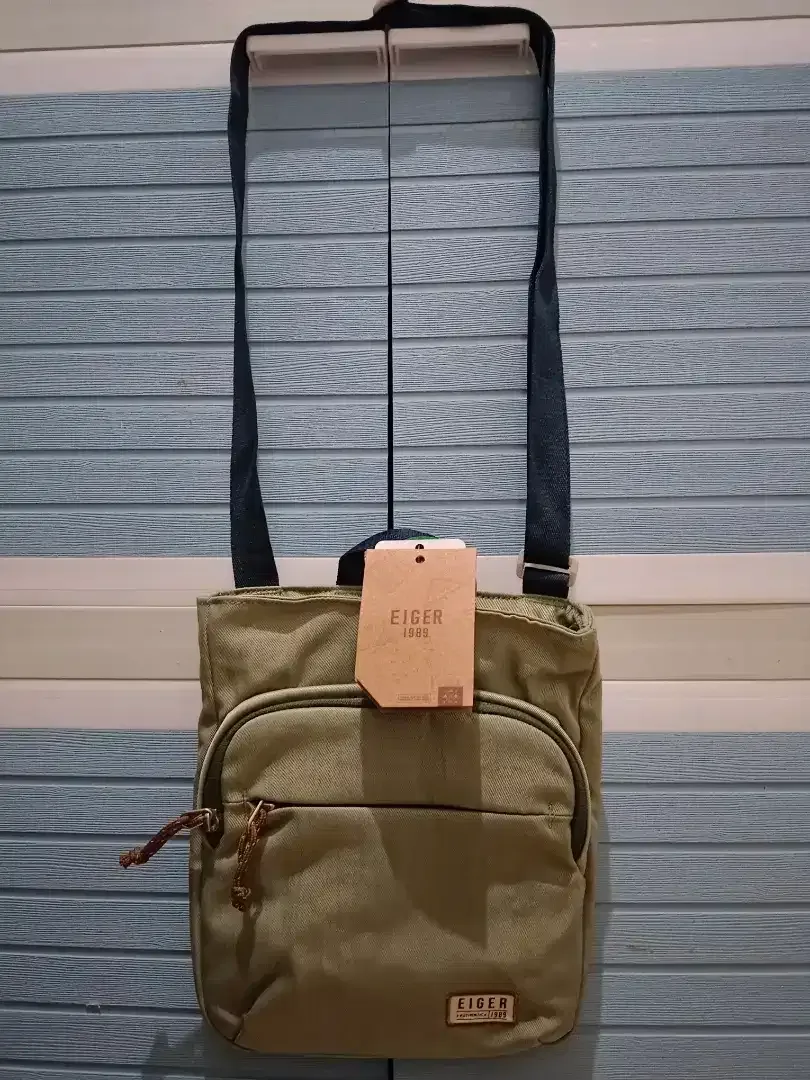 200rb BARU-Tas Eiger DIJAMIN ORI Bisa Handbag Slempang Uk.2L 21x3x24.5 - Image 9 of 10