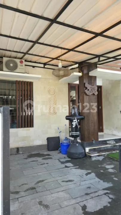Modern Minimalist House, Clean And Quiet Residence, Kesiman Kertalangu Sanur Location. - Image 4 of 4