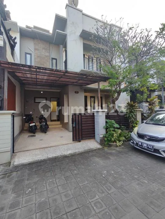 Rumah Furnish Dalam Cluster One Gate Sangat Nyaman Dimuding Kerobokan Dekat ke Canggu dan Gatsu Barat dan Seminyak - Image 1 of 4