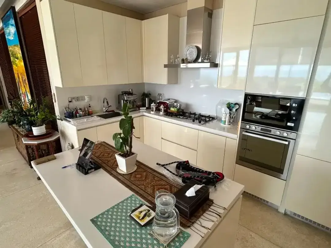 DREAM HOME IN ULUWATU AVAILABLE FOR FREEHOLD OR LEASEHOLD - Image 6 of 10