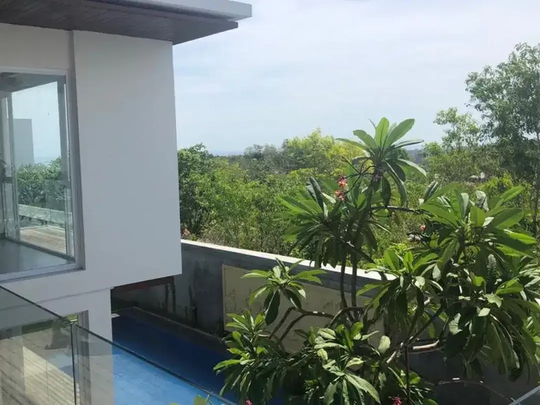 Villa Freehold 6 Bedrooms Ocean View in Ungasan - Image 3 of 7