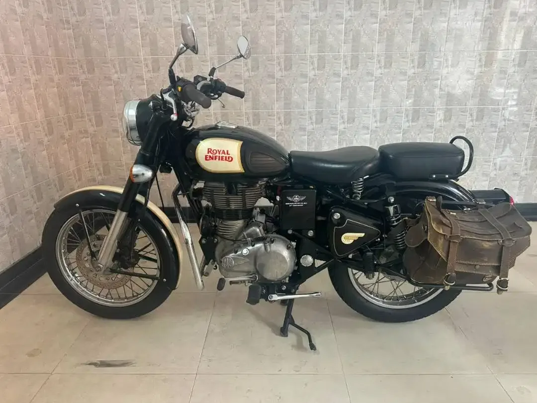 Dijual Royal Enfield Classic 500 cc 2018 - Image 2 of 5