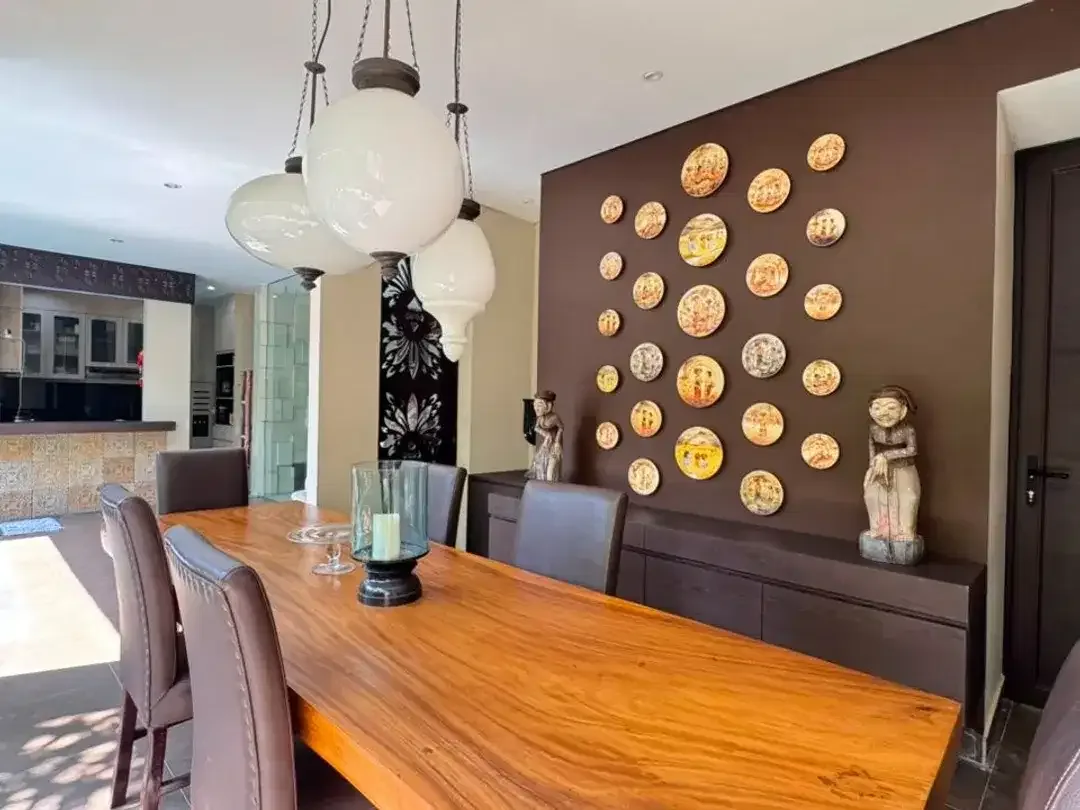 Dijual Segera Rumah Megah di Jalan Tukad Balian, Sanur - Renon, Denpasar Selatan - Image 7 of 10