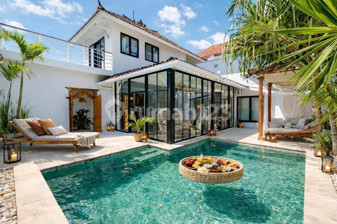 â¨ Rare Find In Seminyak â¨ - Image 1 of 4