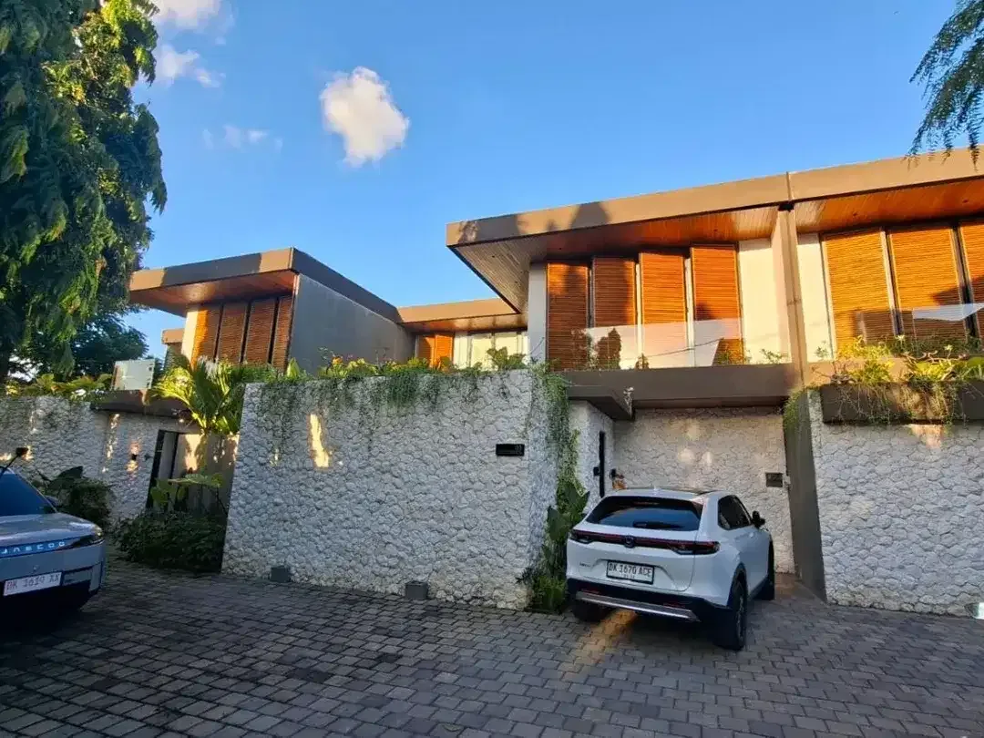 Villa Luxury One gate sistem, Akses Besar, Security 24 jam - Image 4 of 10
