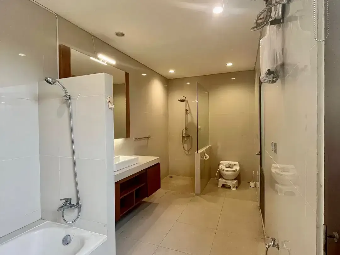 ID:E-31 Disewakan Rumah Sanur Denpasar Bali Dekat Renon Sesetan Panjer - Image 2 of 9