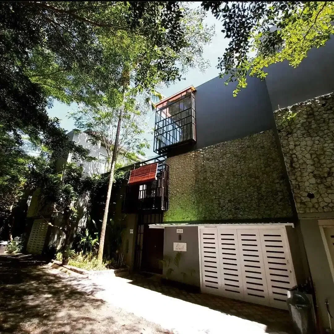 Dijual Atau Disewakan Private Villa Modern Area Nusa Dua - Image 1 of 10
